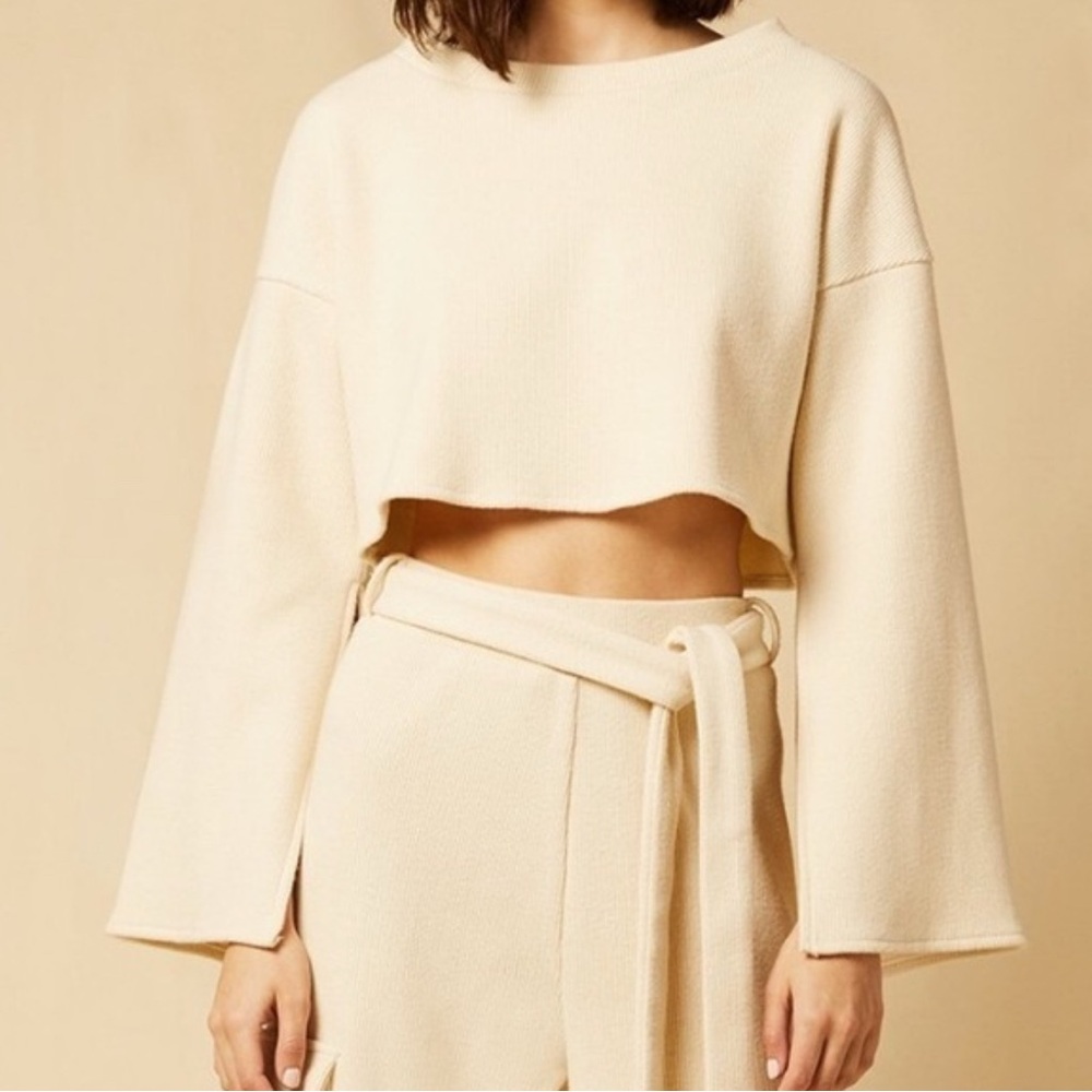 CHOOSY cream cropped sweater top! Great quality! NWT, size Large